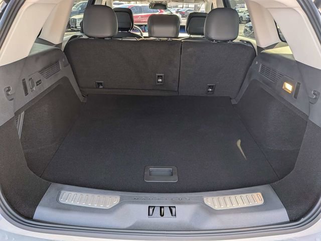 New 2026 Lincoln Nautilus Reserve w/ Jet Appearance Package image 8