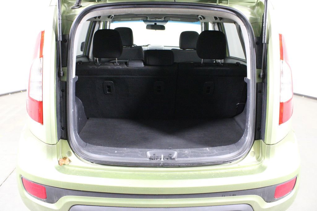 Used 2012 Kia Soul + image 11