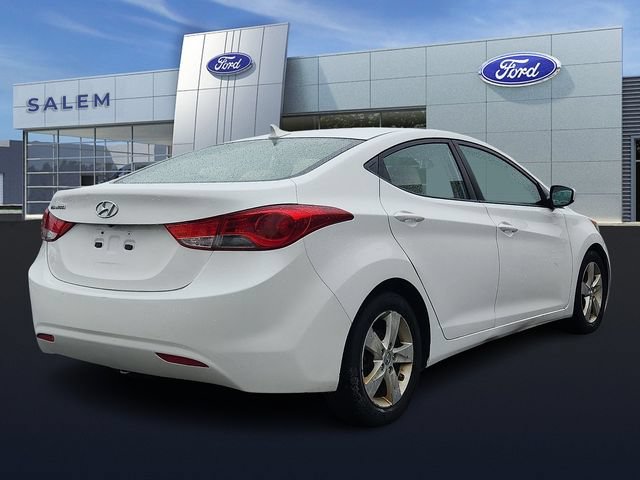 Used 2011 Hyundai Elantra GLS w/ Navigation Pkg 4 FWD image 3