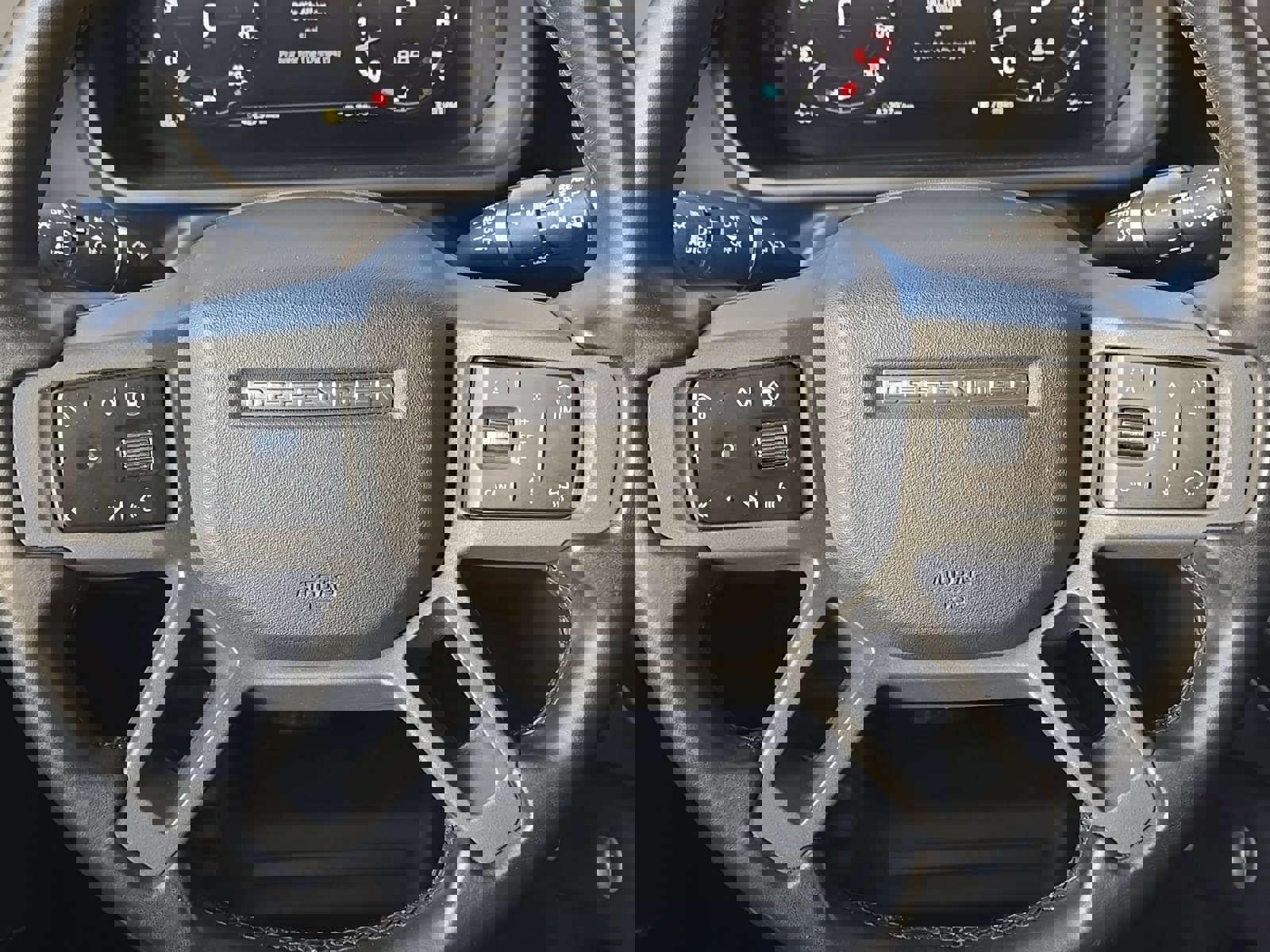 Certified 2024 Land Rover Defender 110 X-Dynamic SE image 14