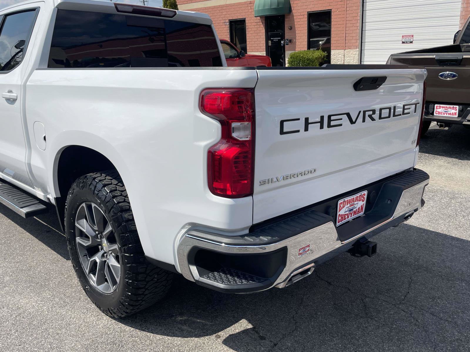 Used 2020 Chevrolet Silverado 1500 LT w/ All-Star Edition AWD/4WD image 28