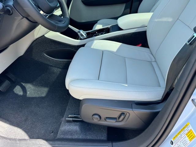 New 2026 Volvo XC40 B5 Plus w/ Protection Package Premier AWD/4WD image 14