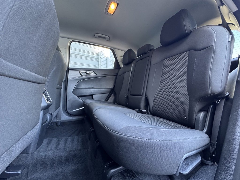 Used 2024 Kia Sportage LX image 14