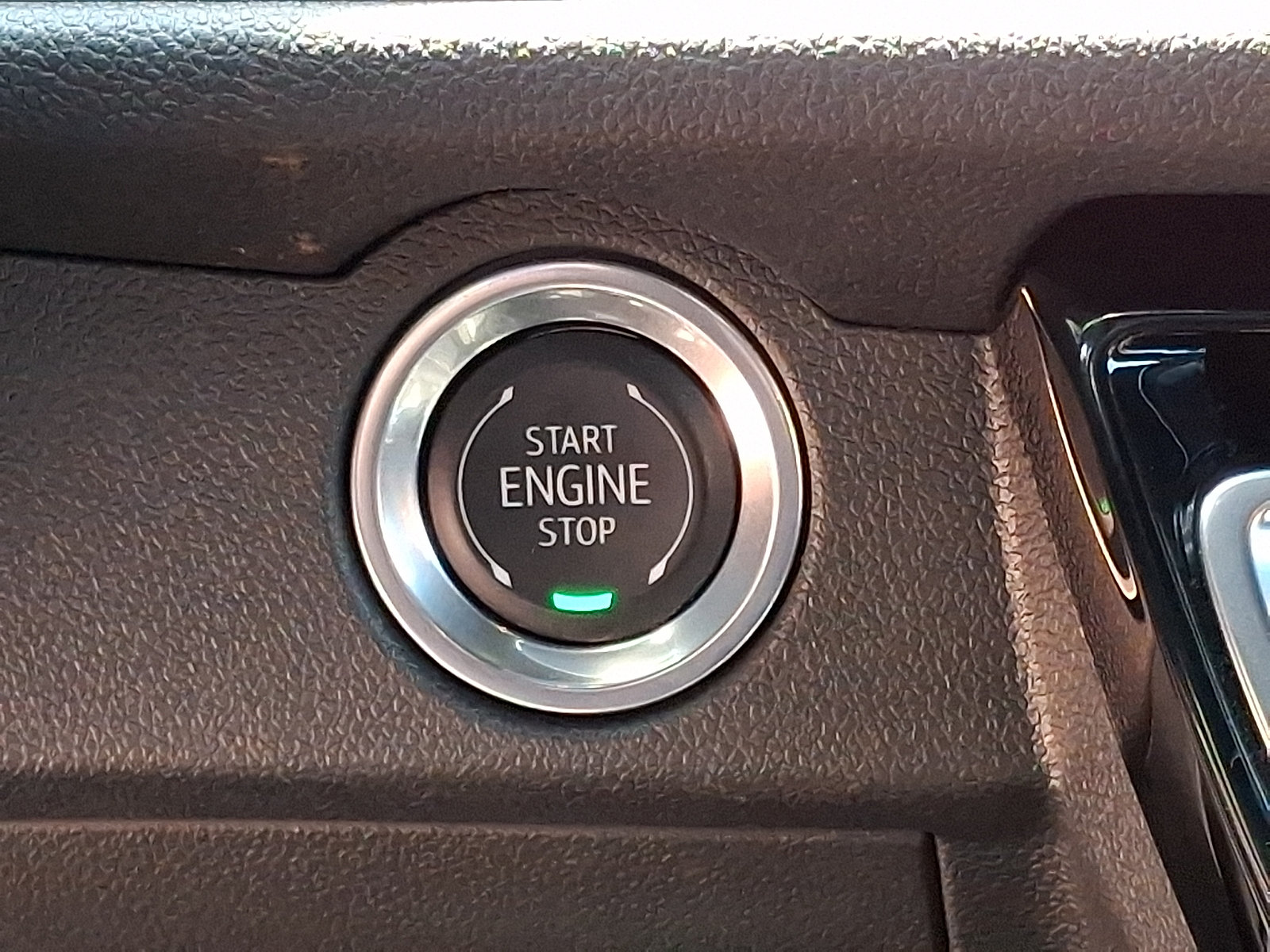 Certified 2026 Chevrolet Traverse LT AWD/4WD image 26