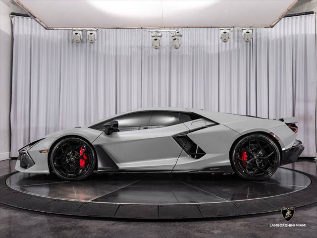 Used 2024 Lamborghini Revuelto AWD/4WD image 13