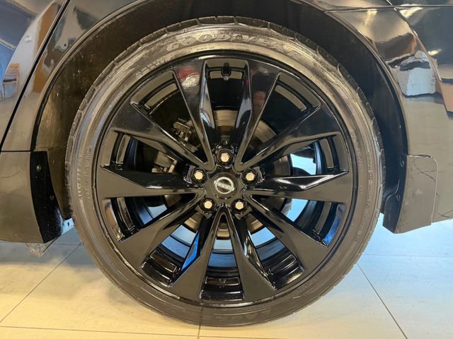 Used 2023 Nissan Maxima SR w/ Sport Mat Group FWD image 40