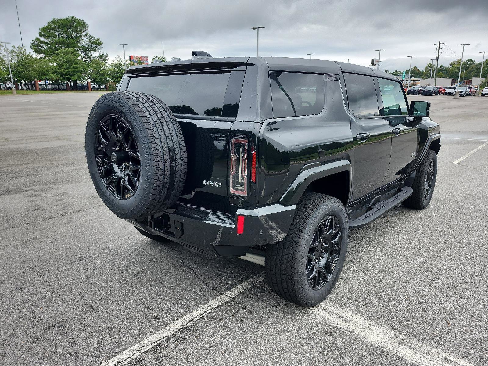 New 2026 GMC Hummer EV SUV image 3