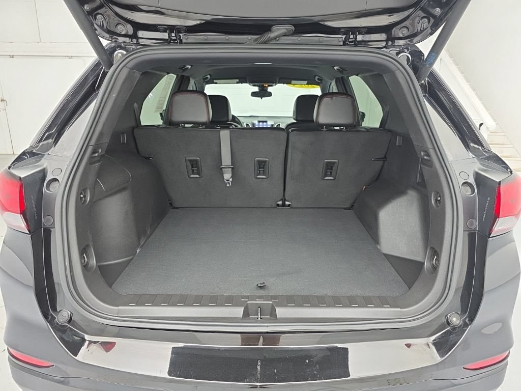 Used 2024 Chevrolet Equinox RS AWD/4WD image 55