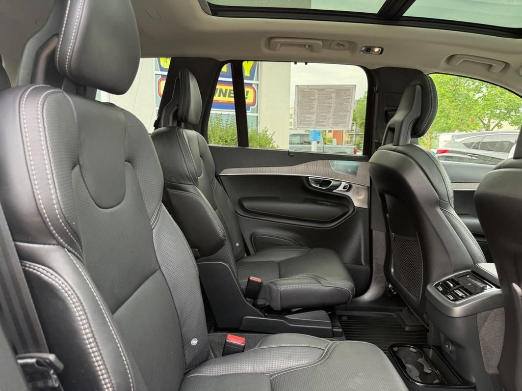 Used 2021 Volvo XC90 T6 Inscription w/ Advanced Package AWD/4WD image 10