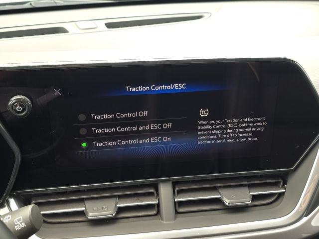 Certified 2024 Chevrolet Trax ACTIV FWD image 27