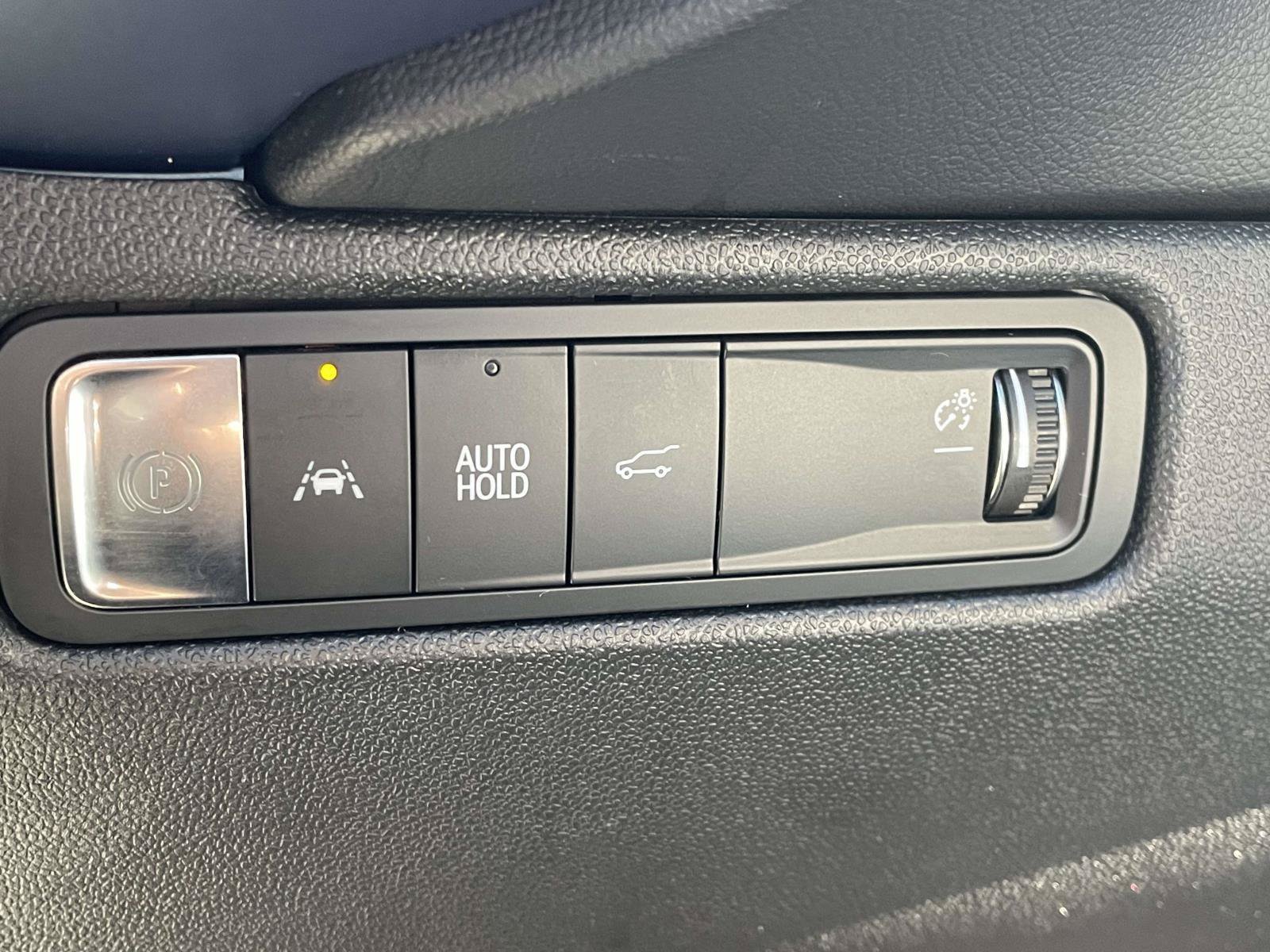 Used 2024 Chevrolet Equinox EV LT FWD image 6