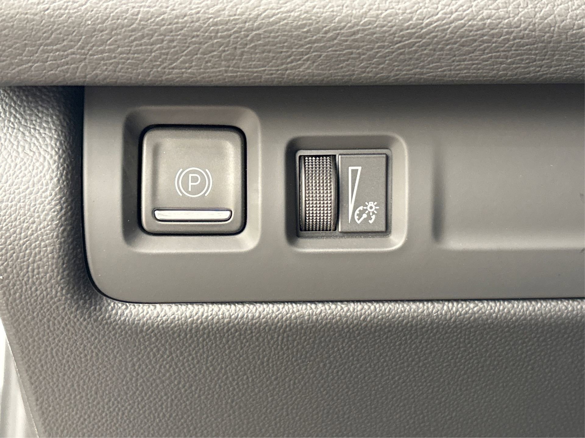 New 2025 Cadillac XT4 Sport image 20