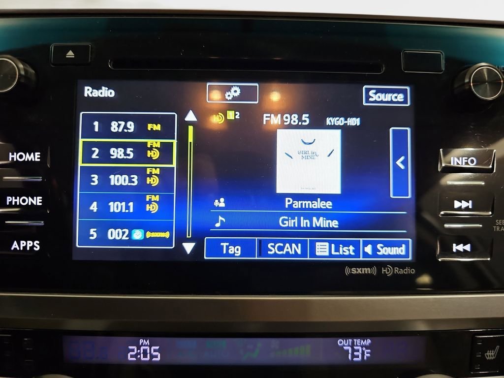 Used 2017 Subaru Legacy 2.5i Premium image 23