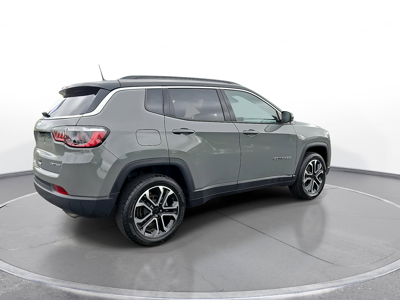 Used 2022 Jeep Compass Limited AWD/4WD image 8