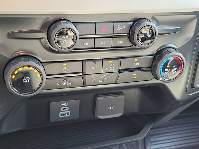 New 2026 Ford F450 XL w/ XL Chrome Package RWD image 9