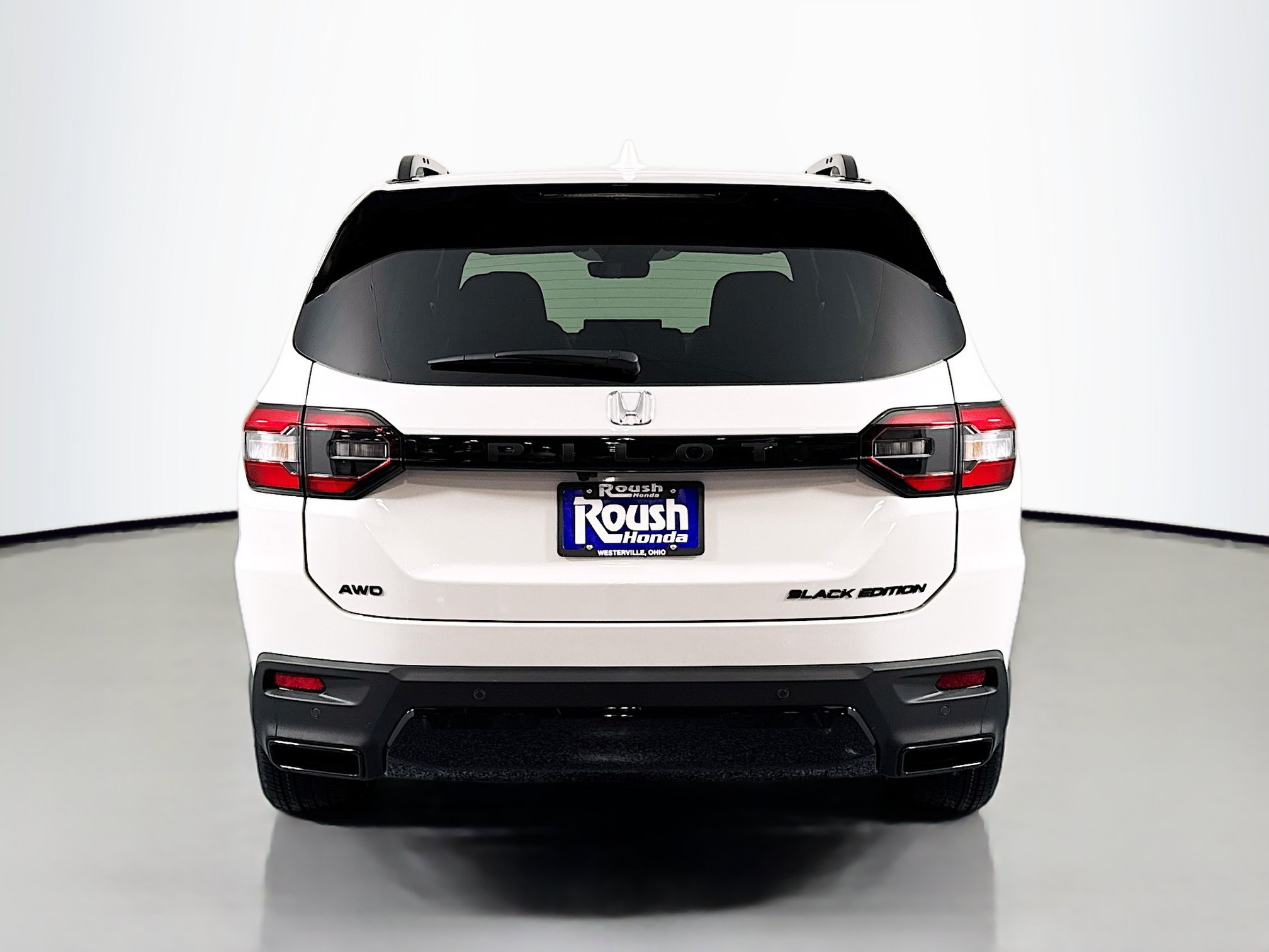 New 2026 Honda Pilot Black Edition image 6
