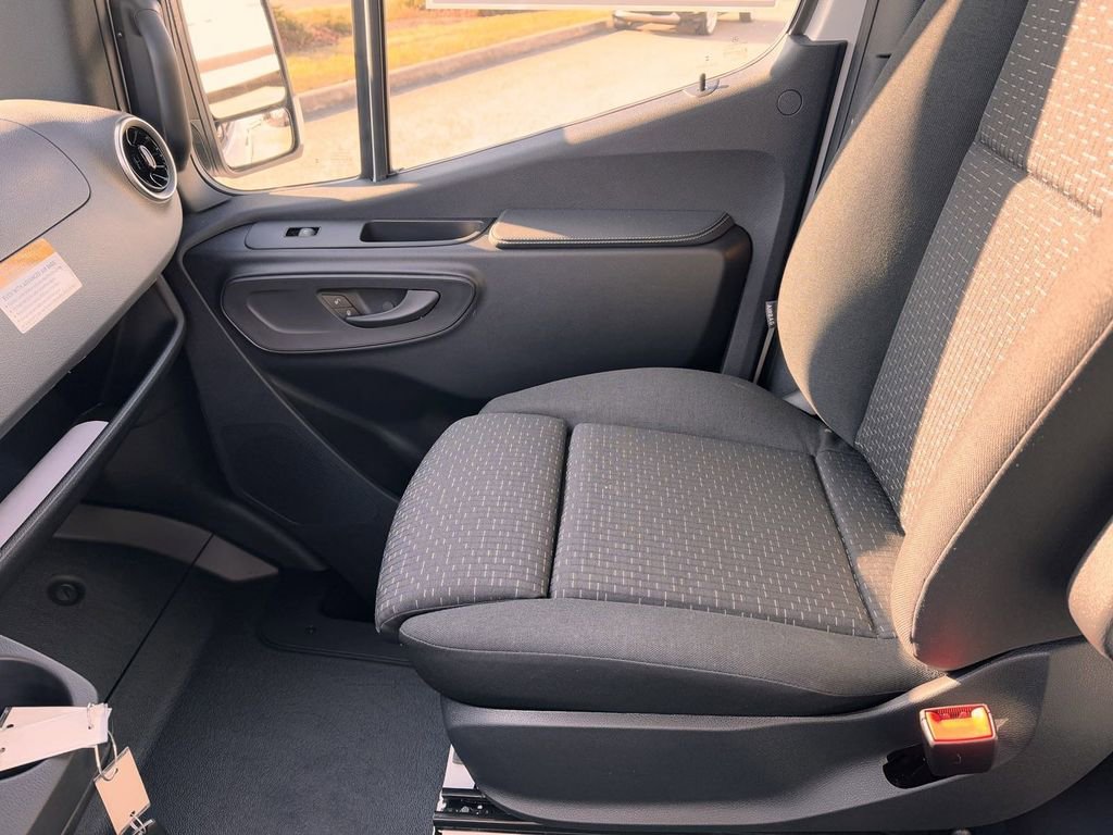 New 2025 Mercedes-Benz Sprinter 3500 image 21