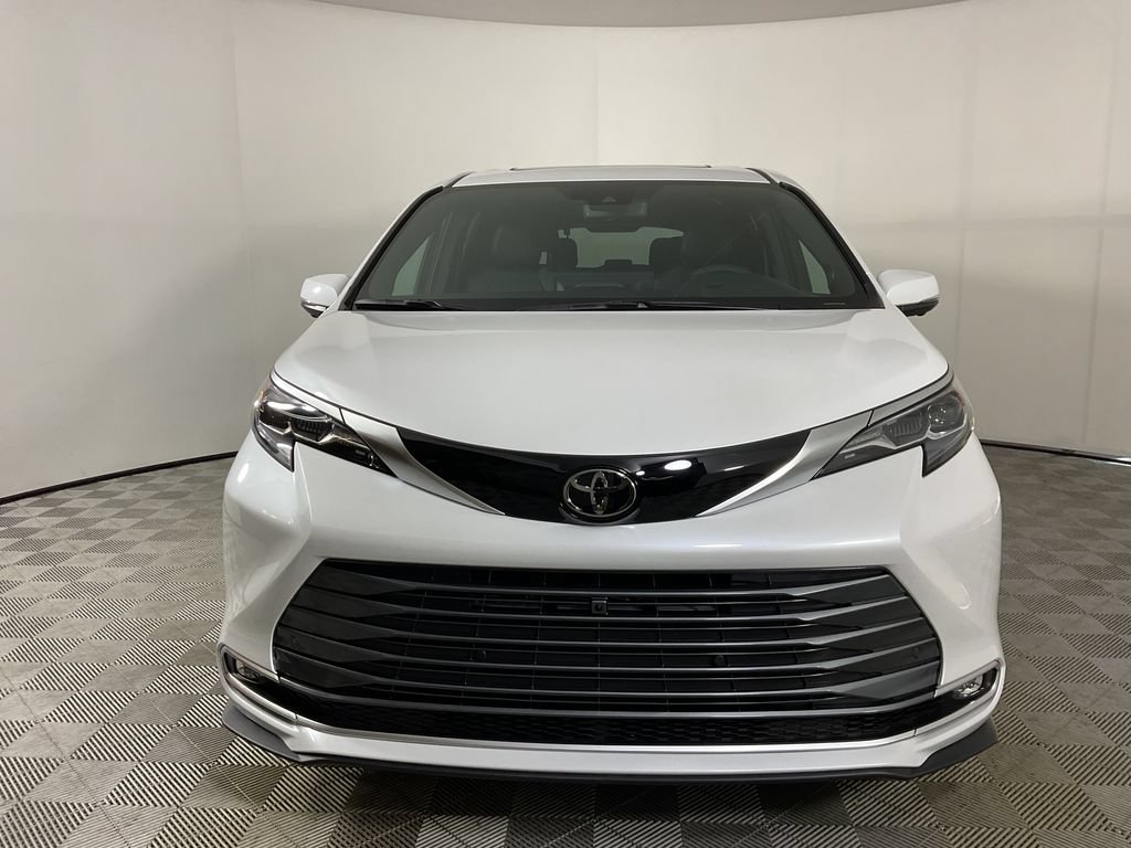 New 2026 Toyota Sienna Platinum AWD/4WD image 2