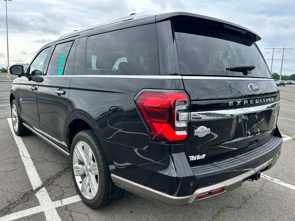 Used 2023 Ford Expedition Max King Ranch AWD/4WD image 3