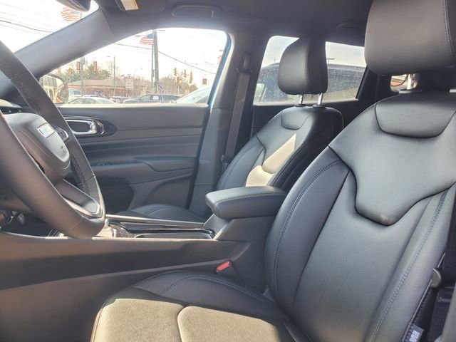 New 2026 Jeep Compass Limited image 10