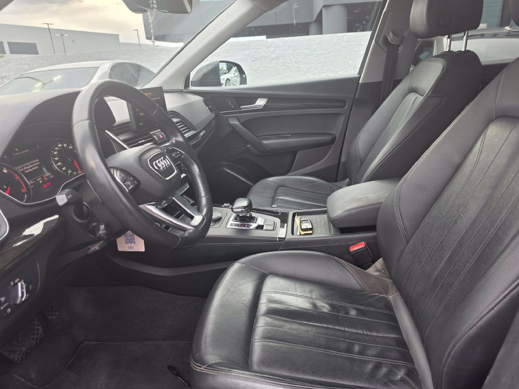 Used 2020 Audi Q5 2.0T Premium AWD/4WD image 14
