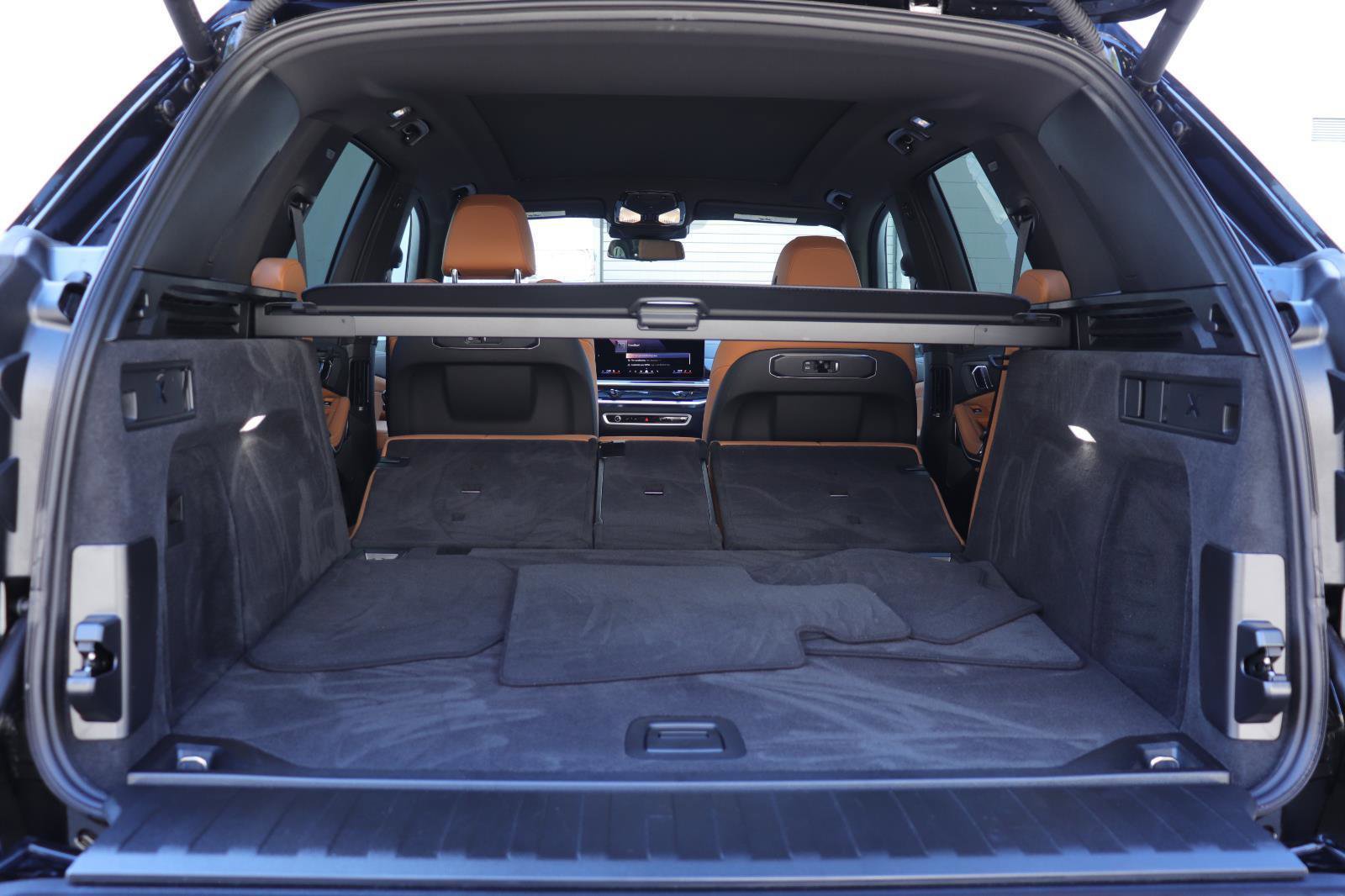 Used 2026 BMW X5 sDrive40i image 15