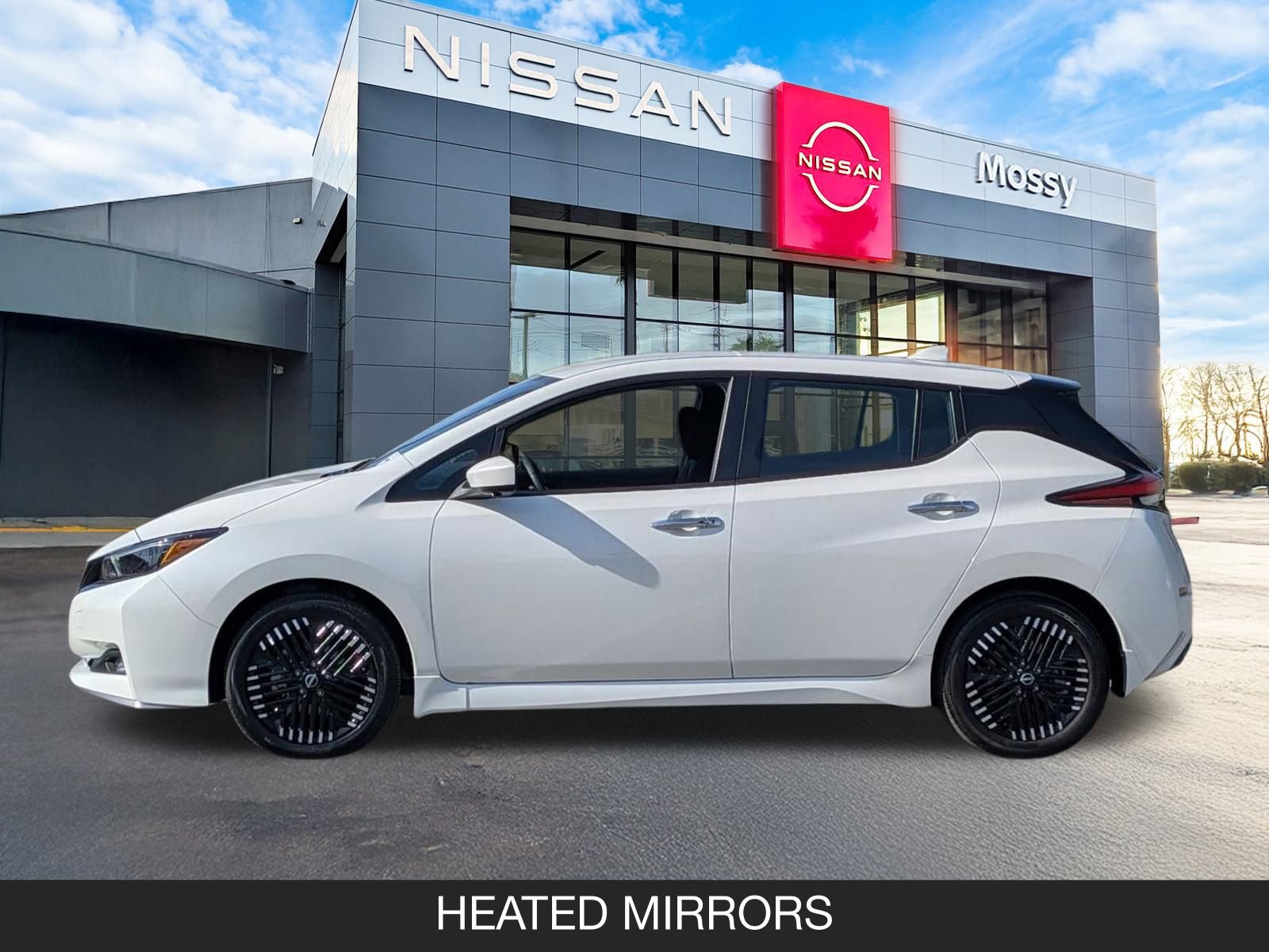 Used 2023 Nissan Leaf SV Plus image 5