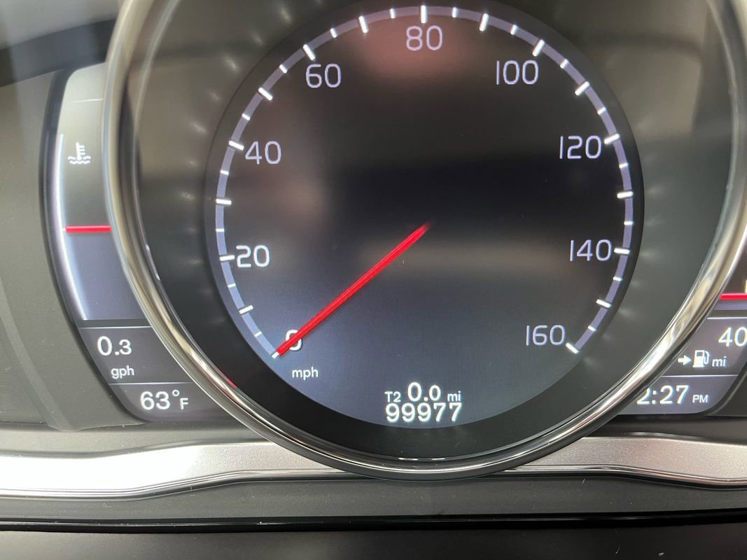 Used 2016 Volvo XC60 T6 w/ Proximity Package image 17