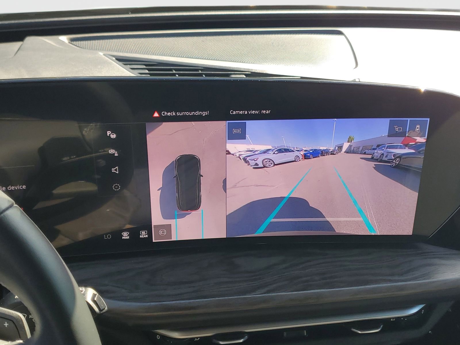 Used 2025 Audi Q5 Premium w/ Convenience Package image 30