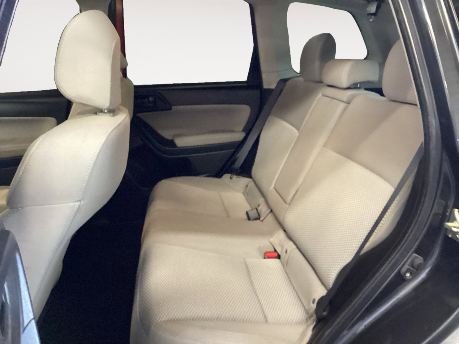 Used 2017 Subaru Forester 2.5i Premium w/ All-Weather Package image 13