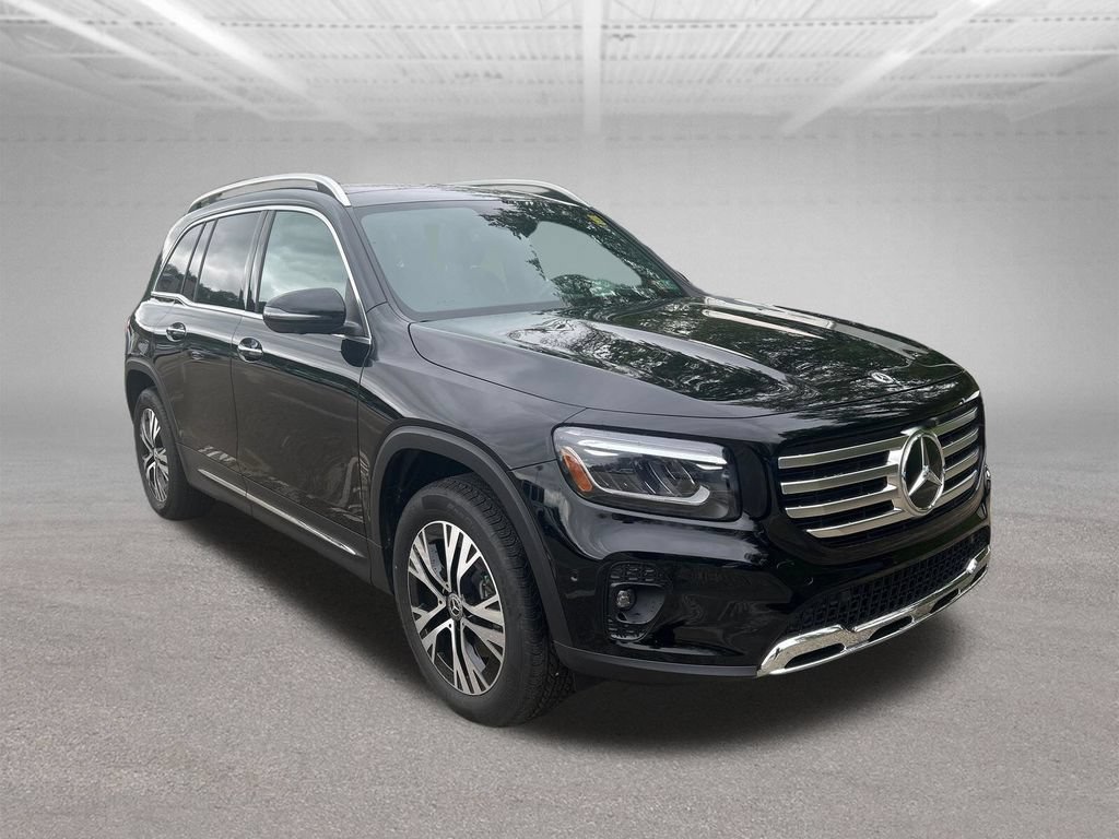 Used 2026 Mercedes-Benz GLB 250 4MATIC image 7