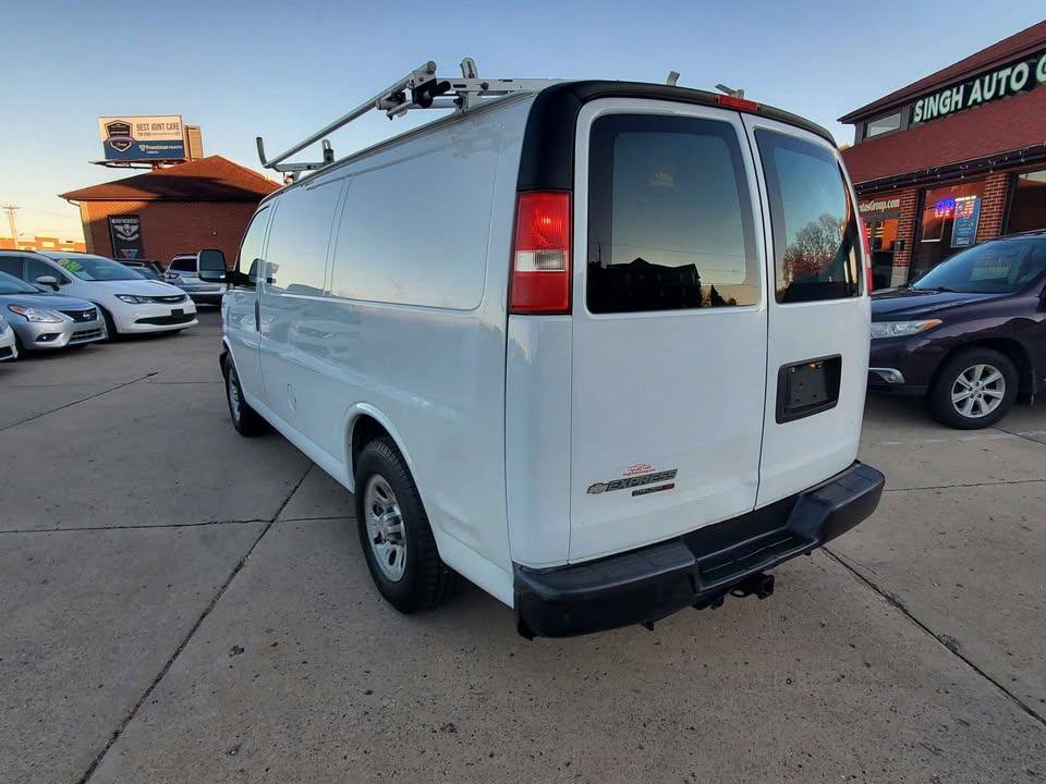 Used 2013 Chevrolet Express 1500 AWD w/ Power Package image 7