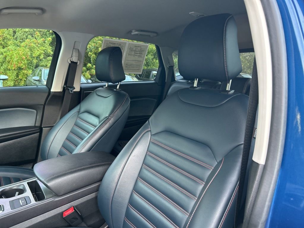 Used 2023 Ford Edge SEL w/ Sport Appearance Package image 21