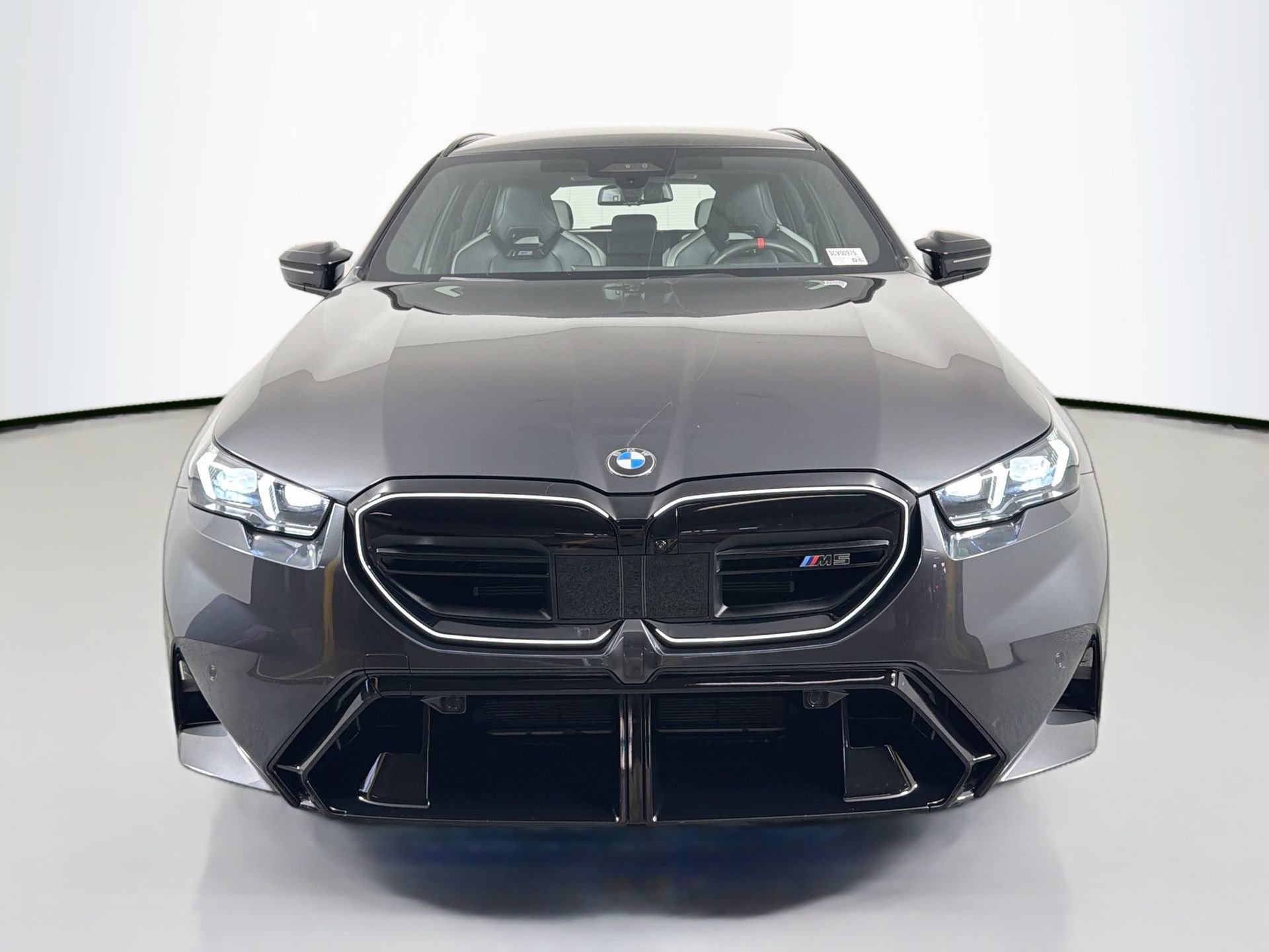 Used 2025 BMW M5 Touring image 3