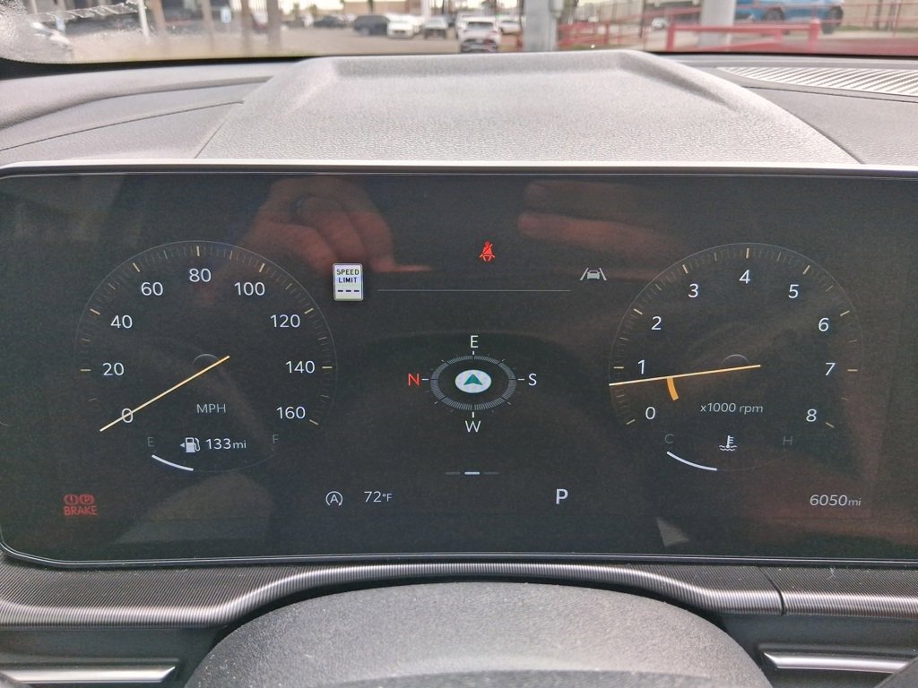 Used 2026 Kia Sportage SX image 7