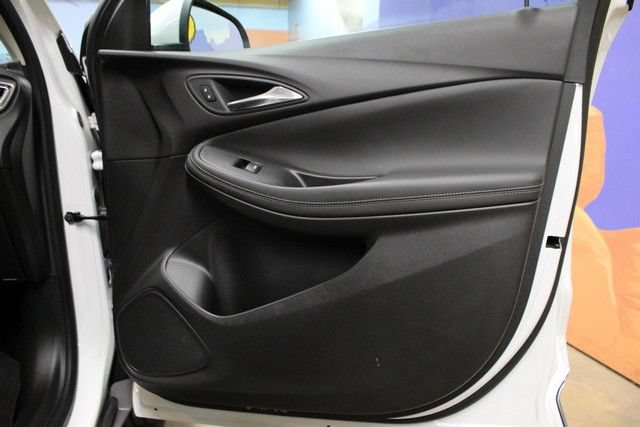 Used 2023 Buick Encore GX Essence w/ Experience Buick Package FWD image 10