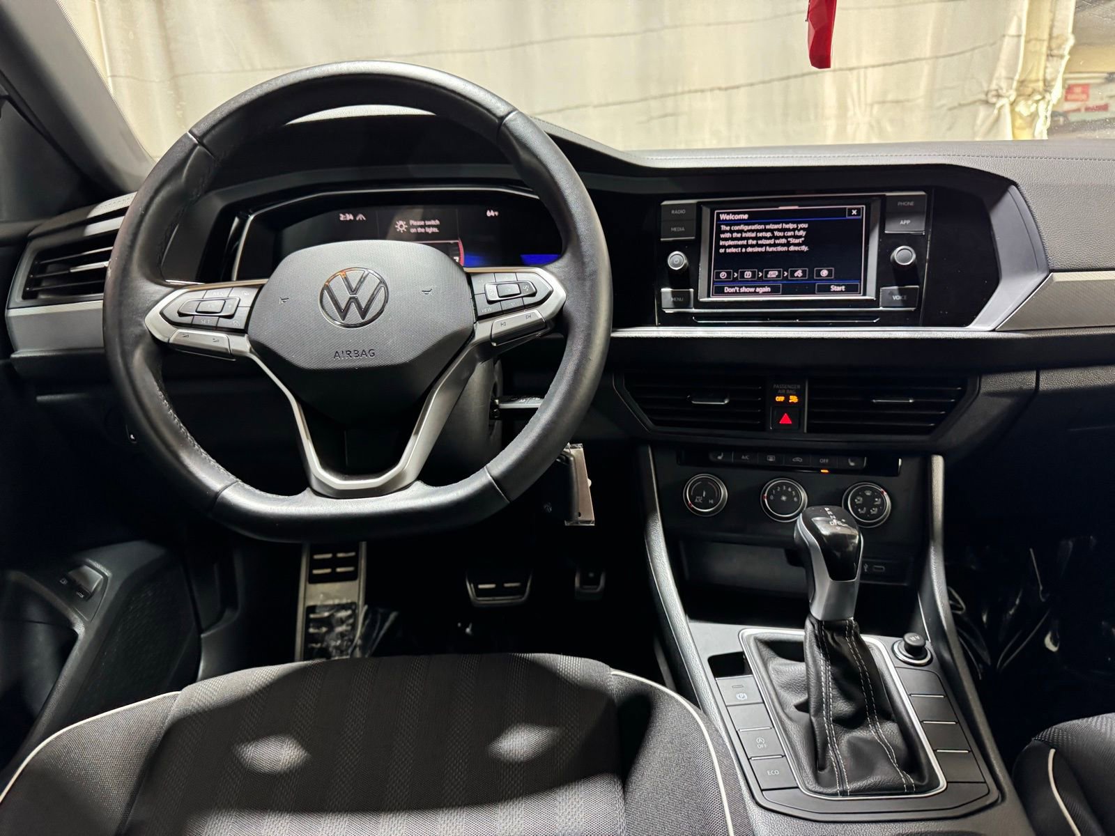 Used 2024 Volkswagen Jetta Sport image 17