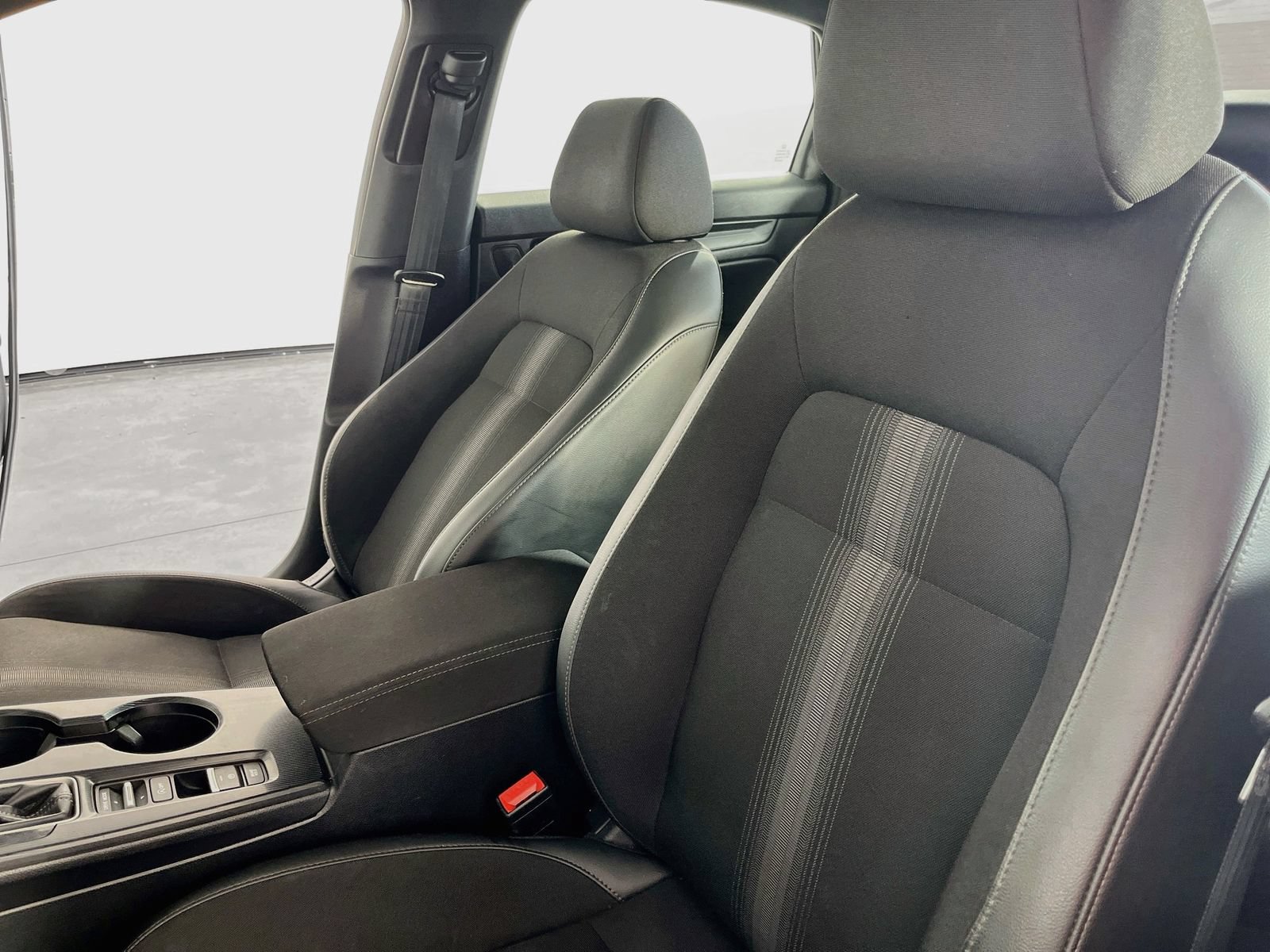 Used 2024 Honda Civic Sport image 26