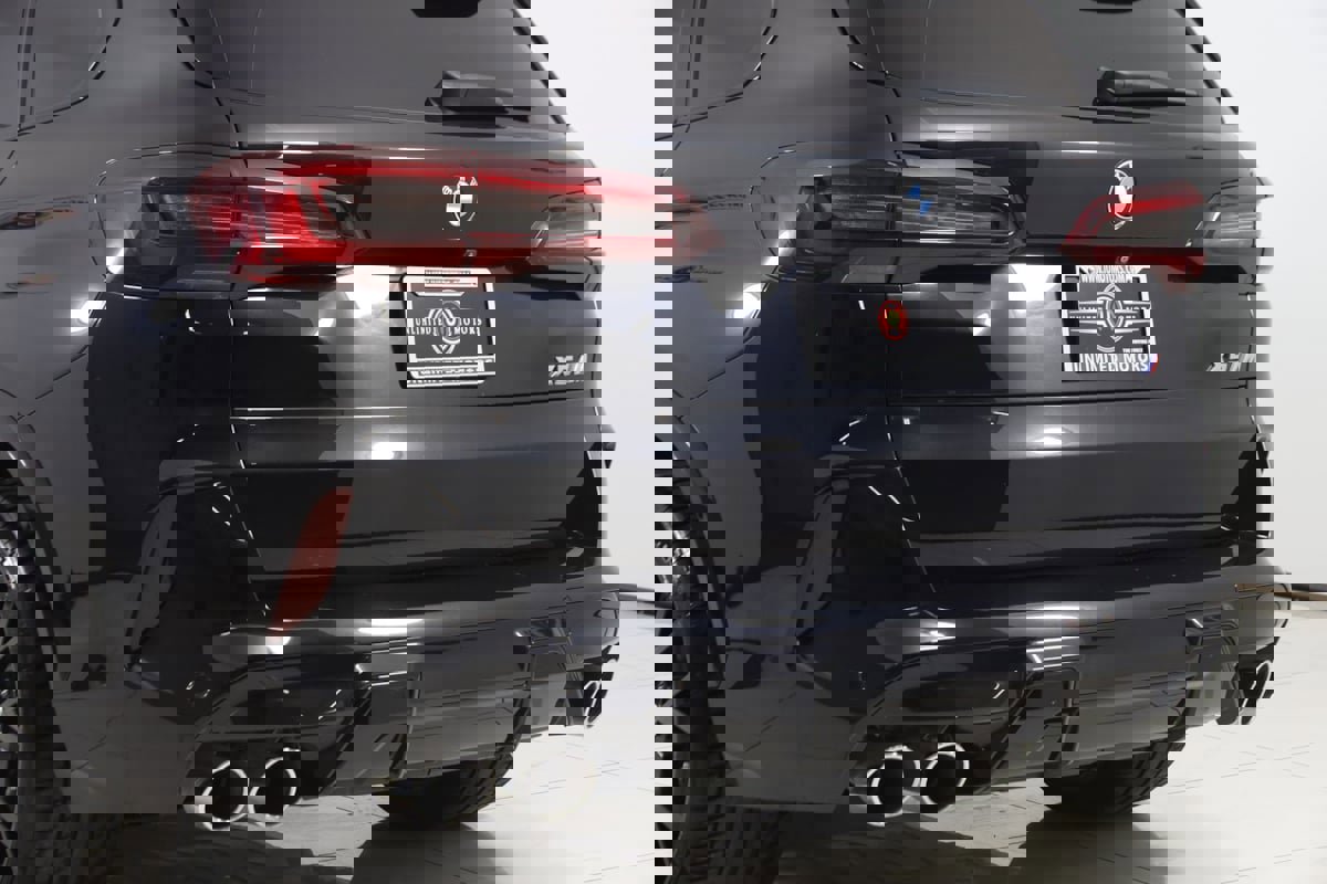 Used 2021 BMW X5 M w/ Executive Package image 34