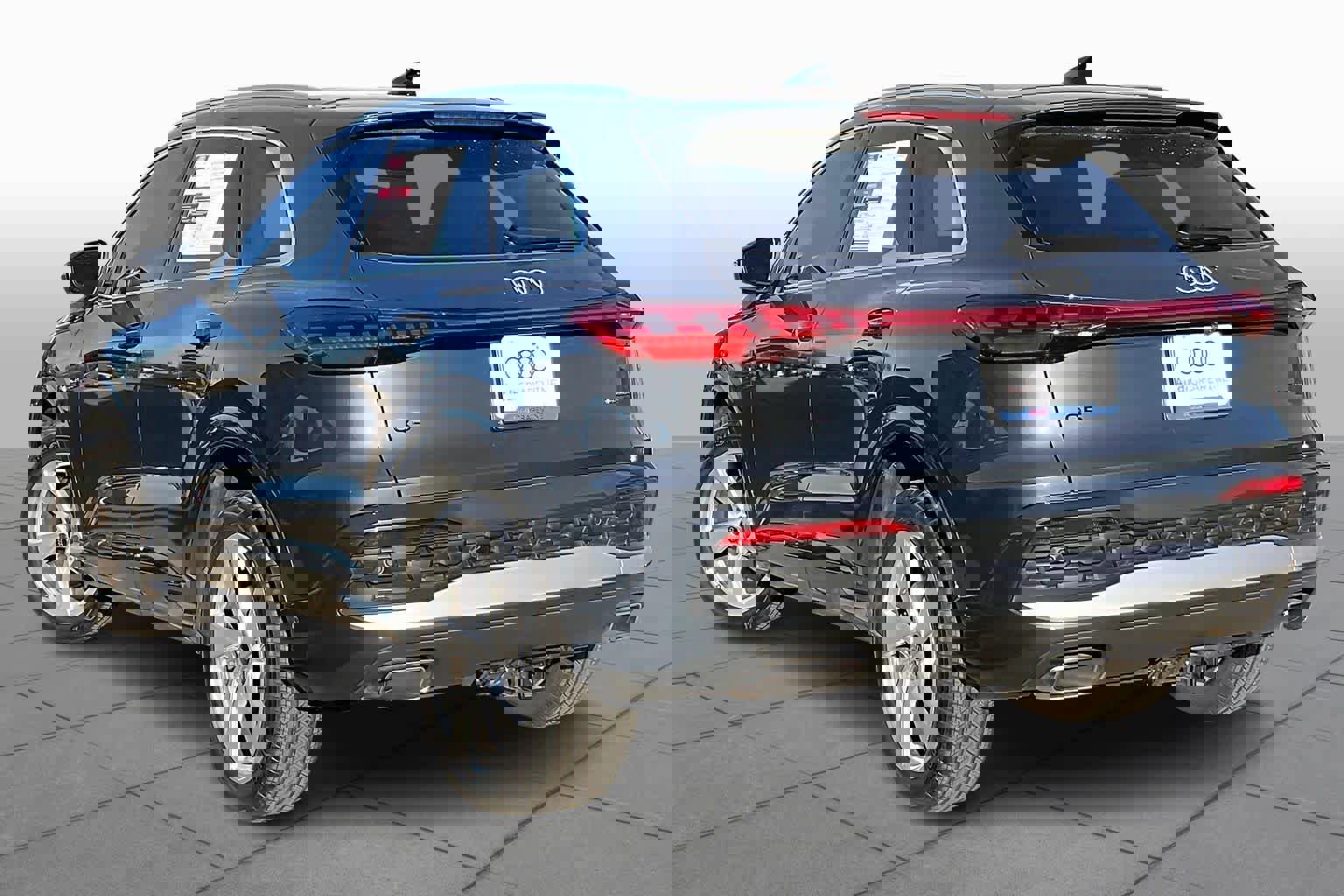 Certified 2025 Audi Q5 Premium Plus w/ Premium Plus image 11