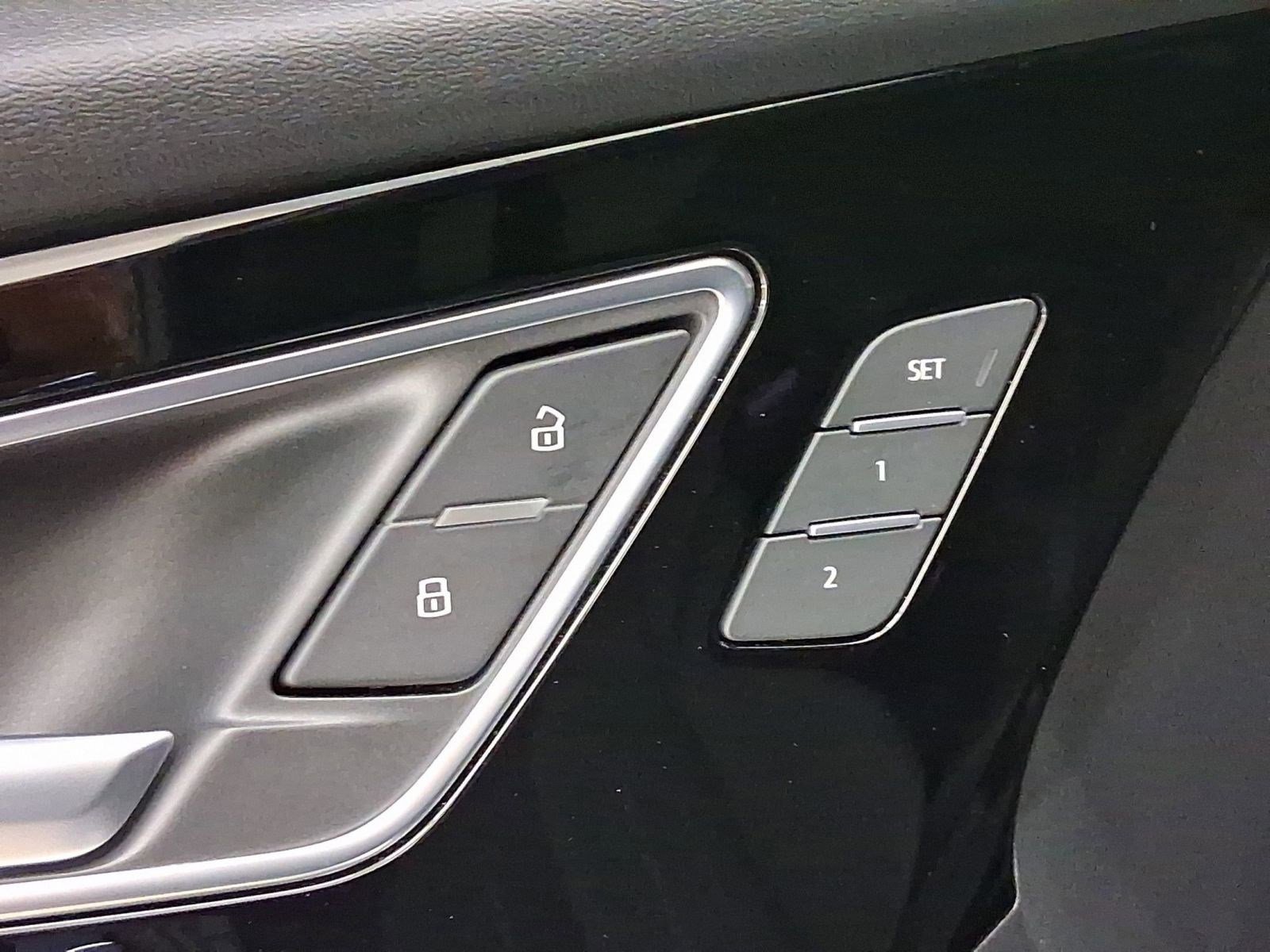 Used 2025 Audi Q4 e-tron Premium Plus w/ Premium Plus image 12