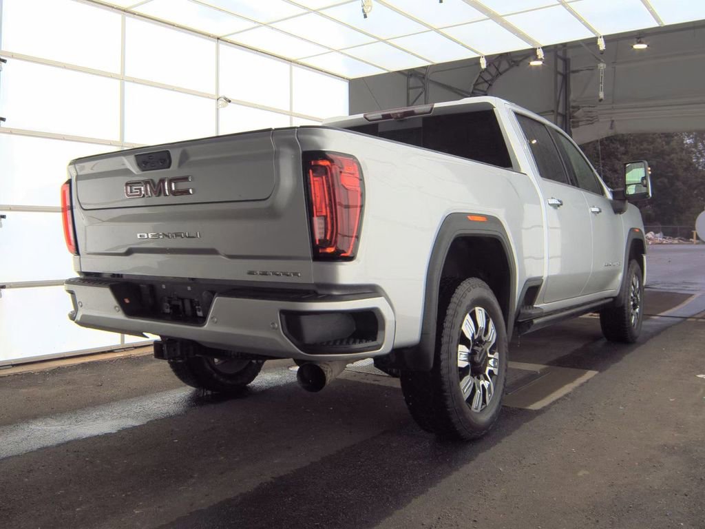 Used 2021 GMC Sierra 2500 Denali w/ Denali Ultimate Package image 8
