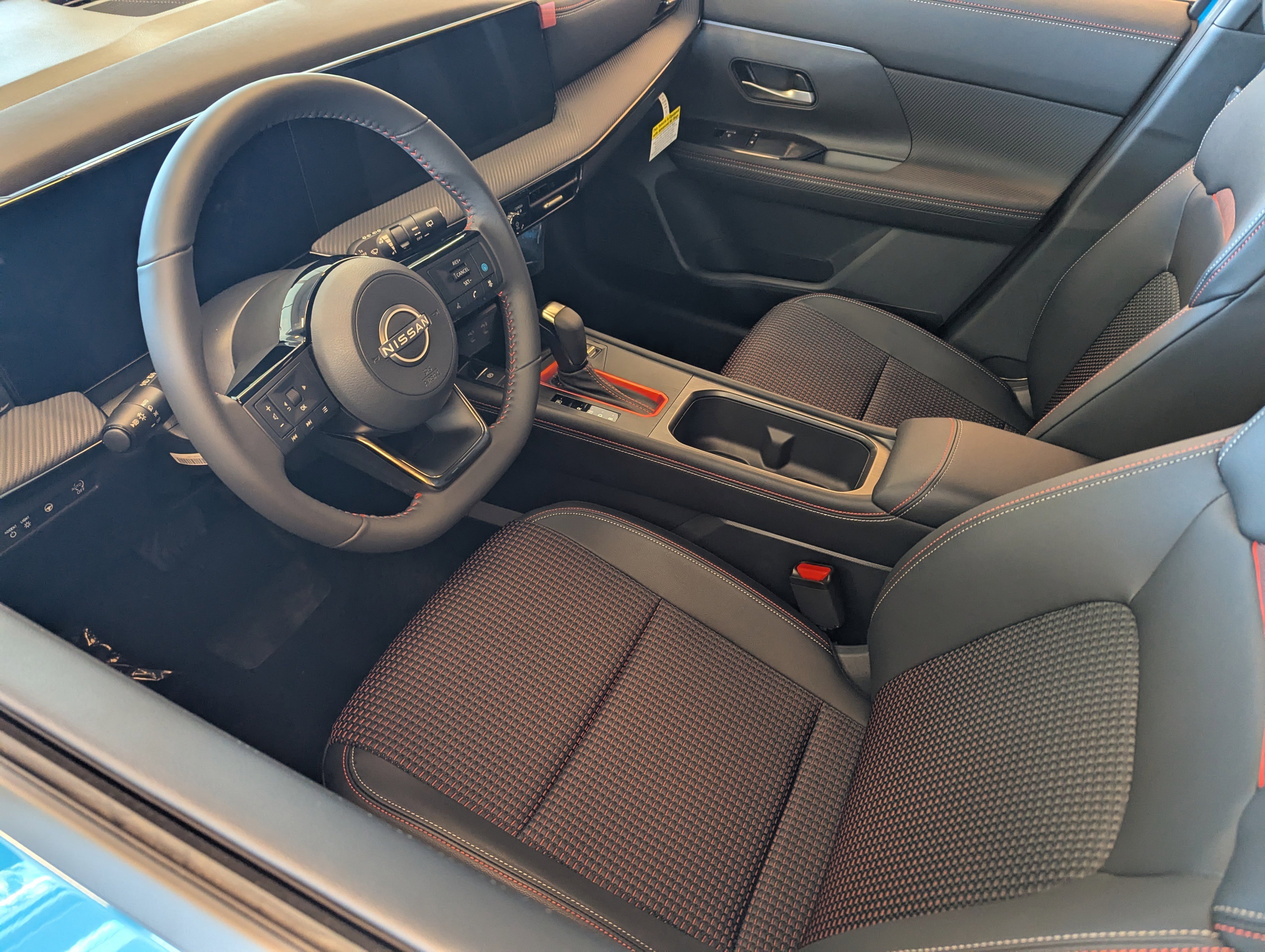 New 2026 Nissan Kicks SR w/ Illumination Package image 9
