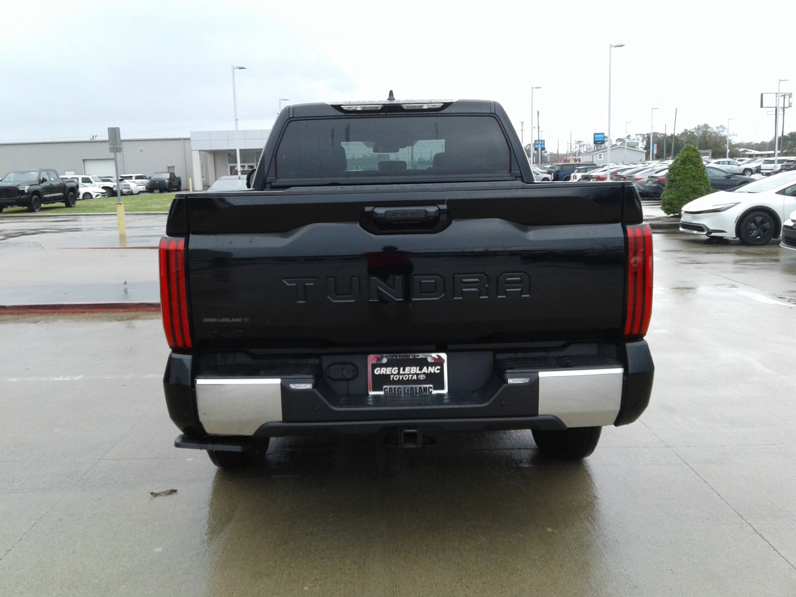 Used 2025 Toyota Tundra SR5 w/ TRD Off-Road Premium Package image 6