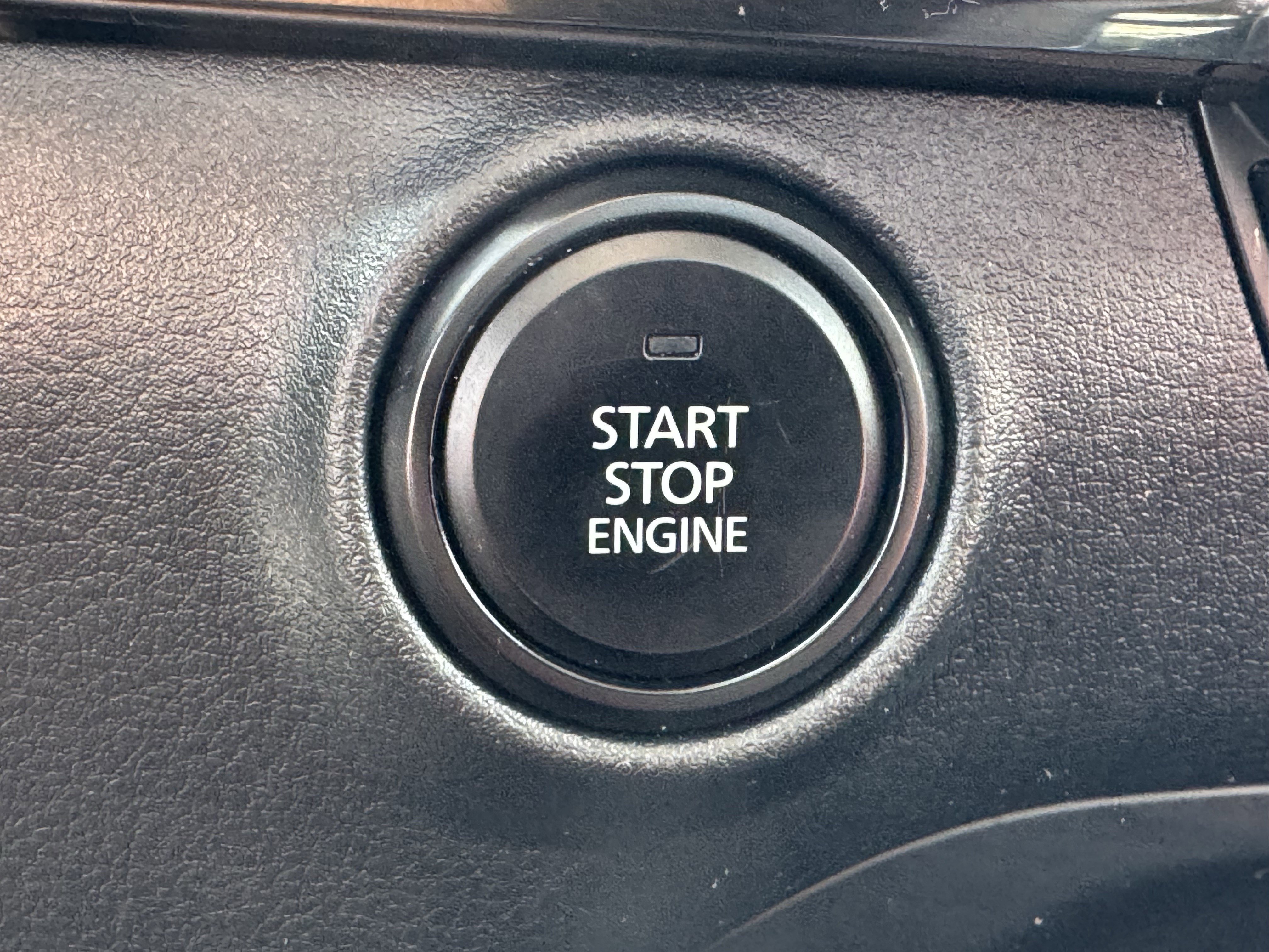 Used 2025 MAZDA MAZDA3 s image 23