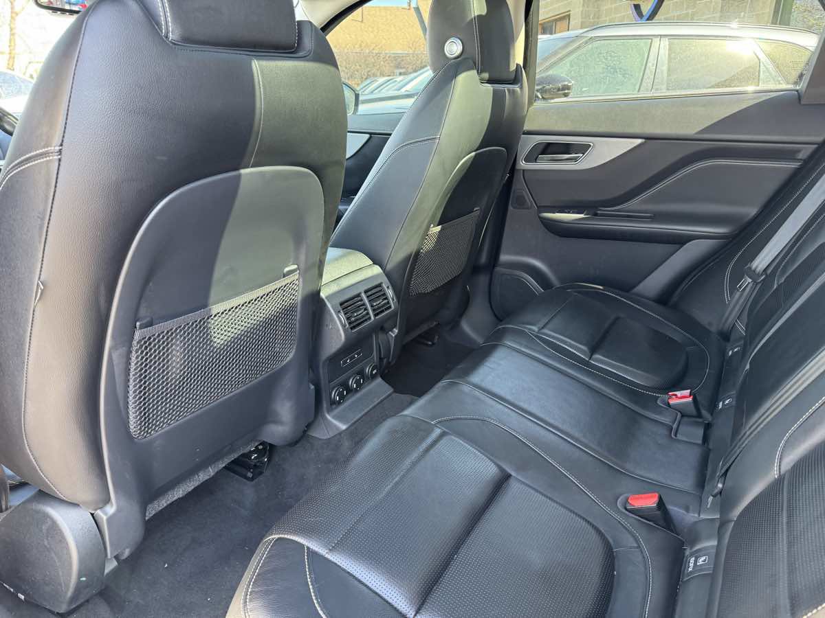 Used 2017 Jaguar F-PACE S image 42