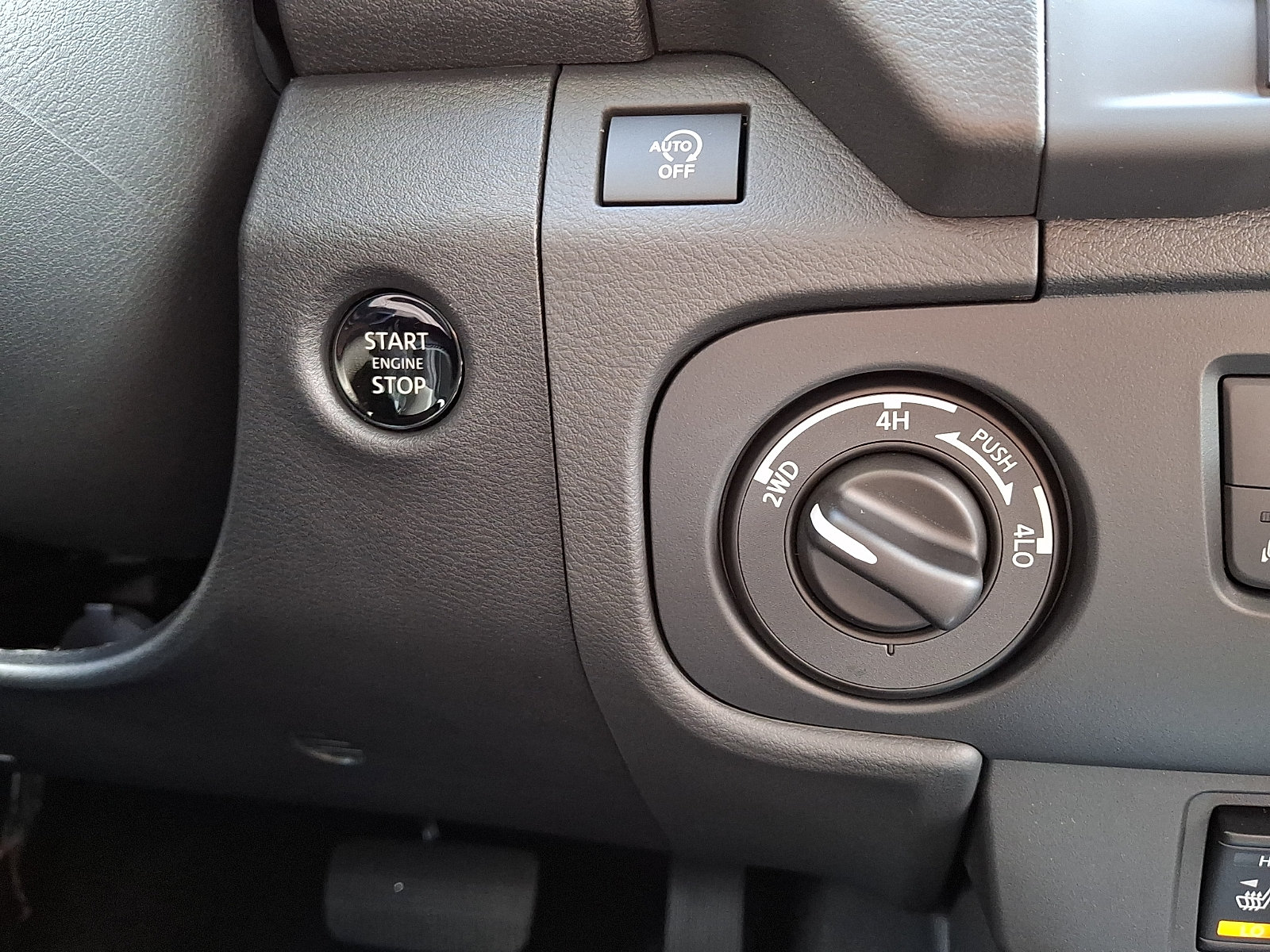 New 2026 Nissan Frontier SV w/ SV Convenience Package AWD/4WD image 17