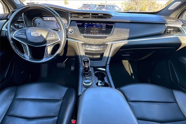 Used 2022 Cadillac XT5 Premium Luxury image 18