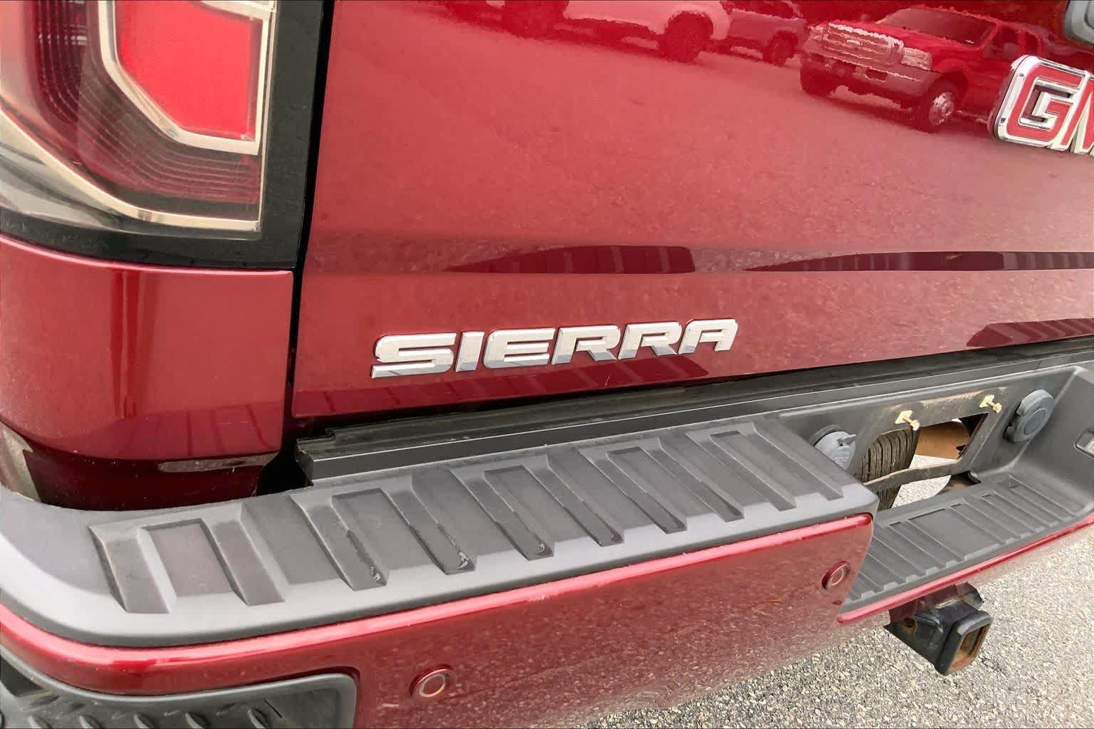 Used 2017 GMC Sierra 1500 SLT AWD/4WD image 30