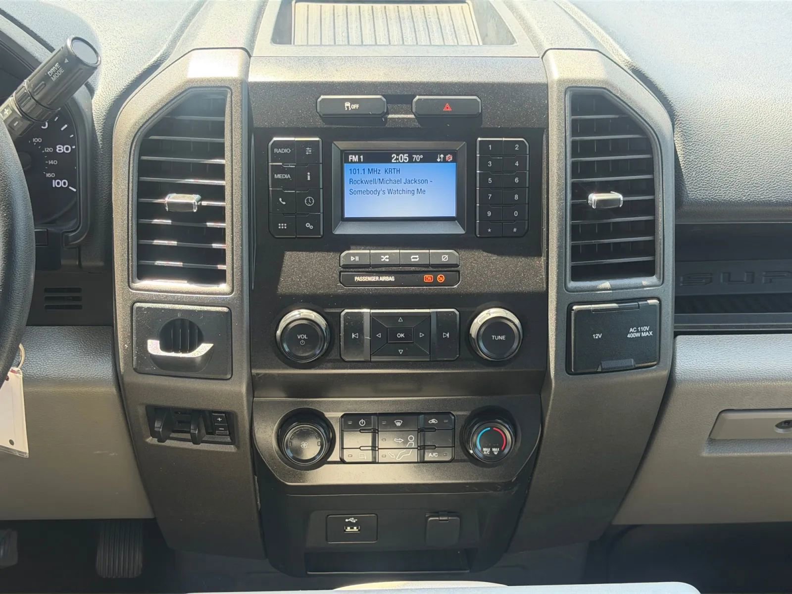 Used 2022 Ford F250 XL w/ Power Equipment Group RWD image 18